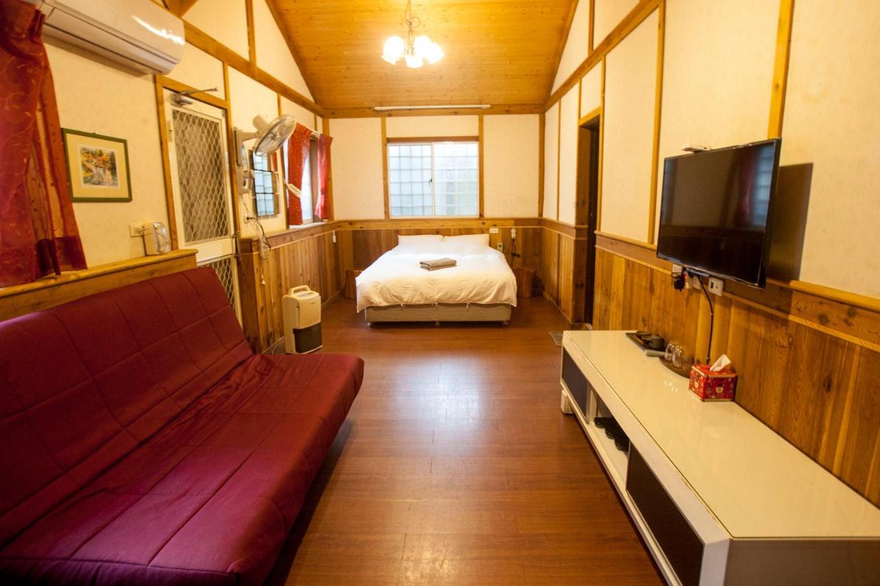 森之秘湯 Mhuwe Hotspring Apartment Ренай Стая снимка